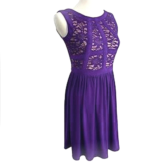 HI-LOW DRESS - Picture 3 of 7